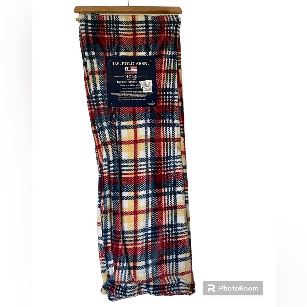 NWT US POLO ASSOC luxurious plush throw, oversized, easy care - Picture 3 of 7
